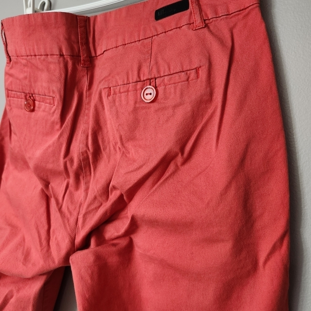 3/$25 Kut from the Kloth size 8 red Capri length red pants - Picture 5 of 13